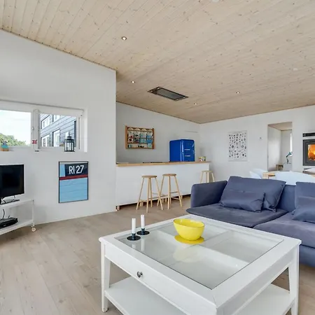 Carstina - 400m From The Sea By Interhome *