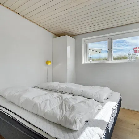 Carstina - 400m From The Sea By Interhome