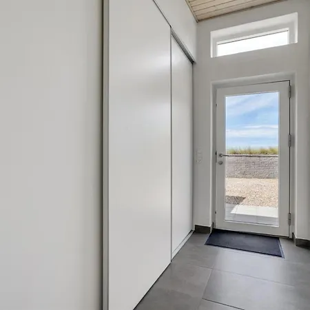 Carstina - 400m From The Sea By Interhome